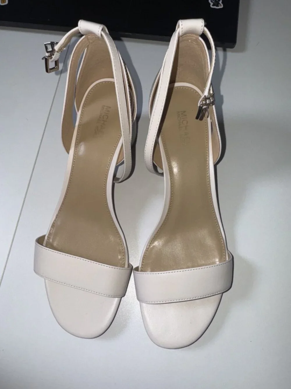 Michael Kors Cardi Flex Mid Leather Sandals (40FOCAMA1L) - Light Cream - US 7.5M